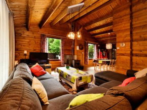 Cosy chalet in Barvaux with fenced garden